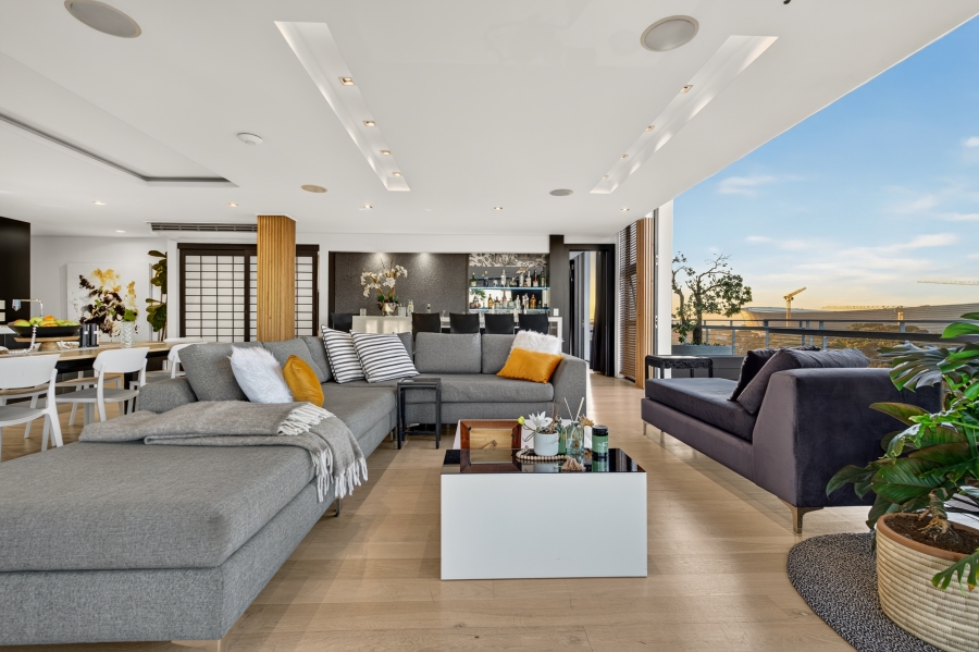 To Let 2 Bedroom Property for Rent in Green Point Western Cape